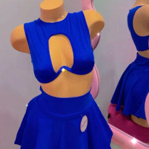 Falda azul rey