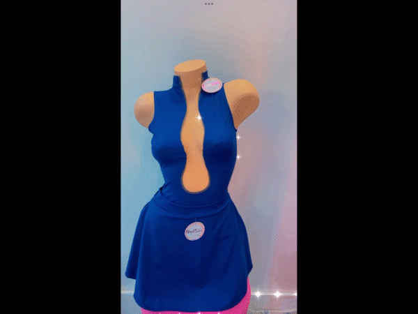 Falda azul oscuro
